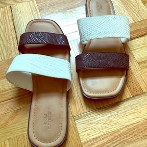 Black & white multi strap slide sandals size 8